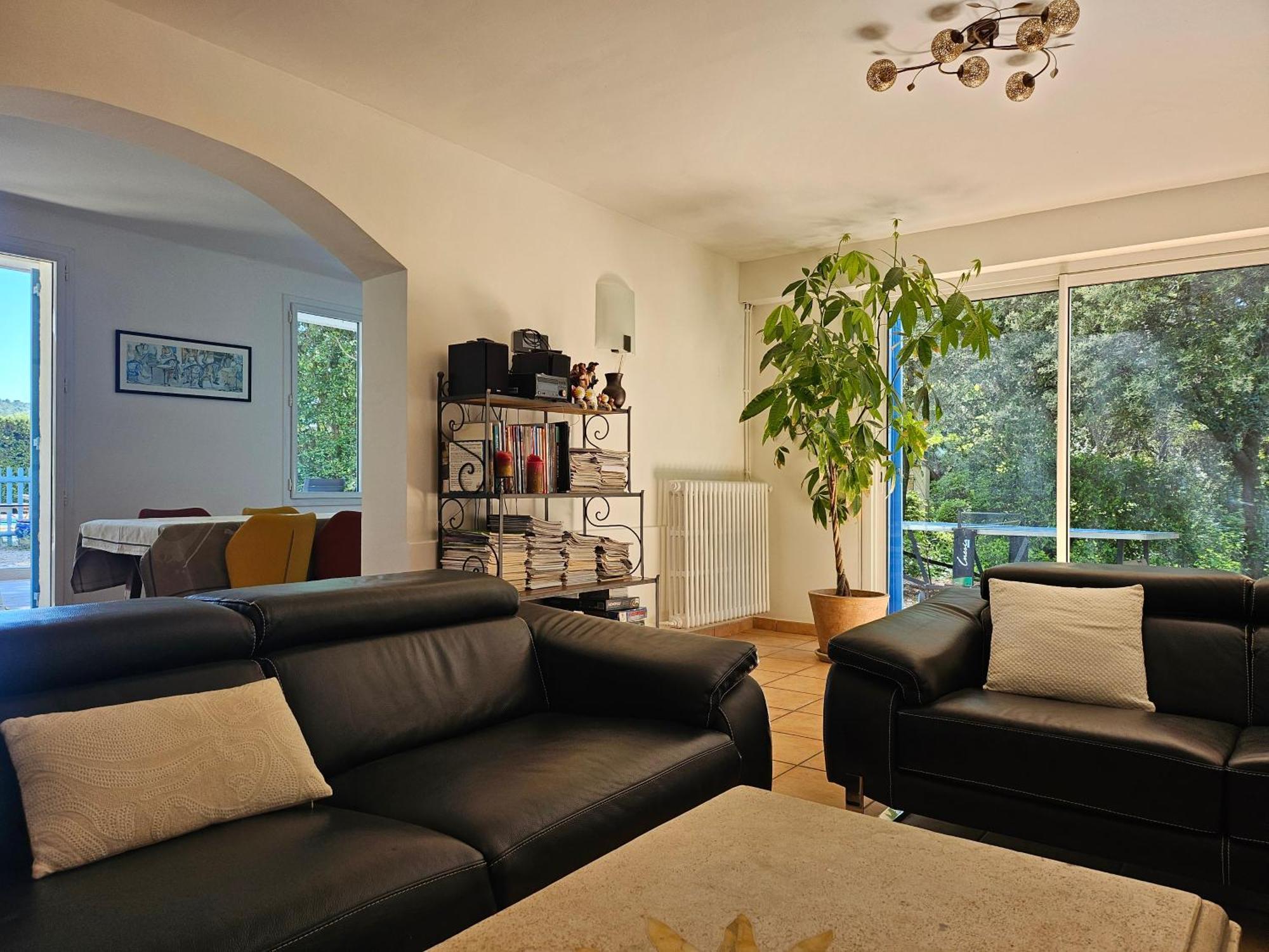 La Luberonne Bed & Breakfast Lourmarin Bagian luar foto