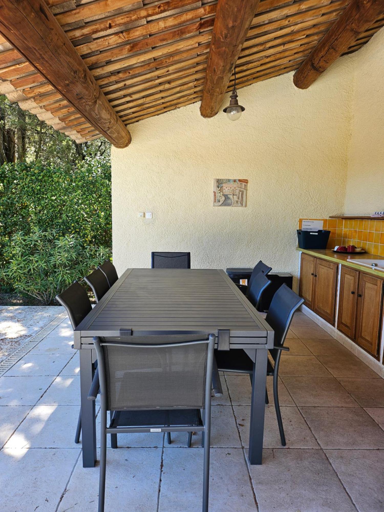 La Luberonne Bed & Breakfast Lourmarin Bagian luar foto
