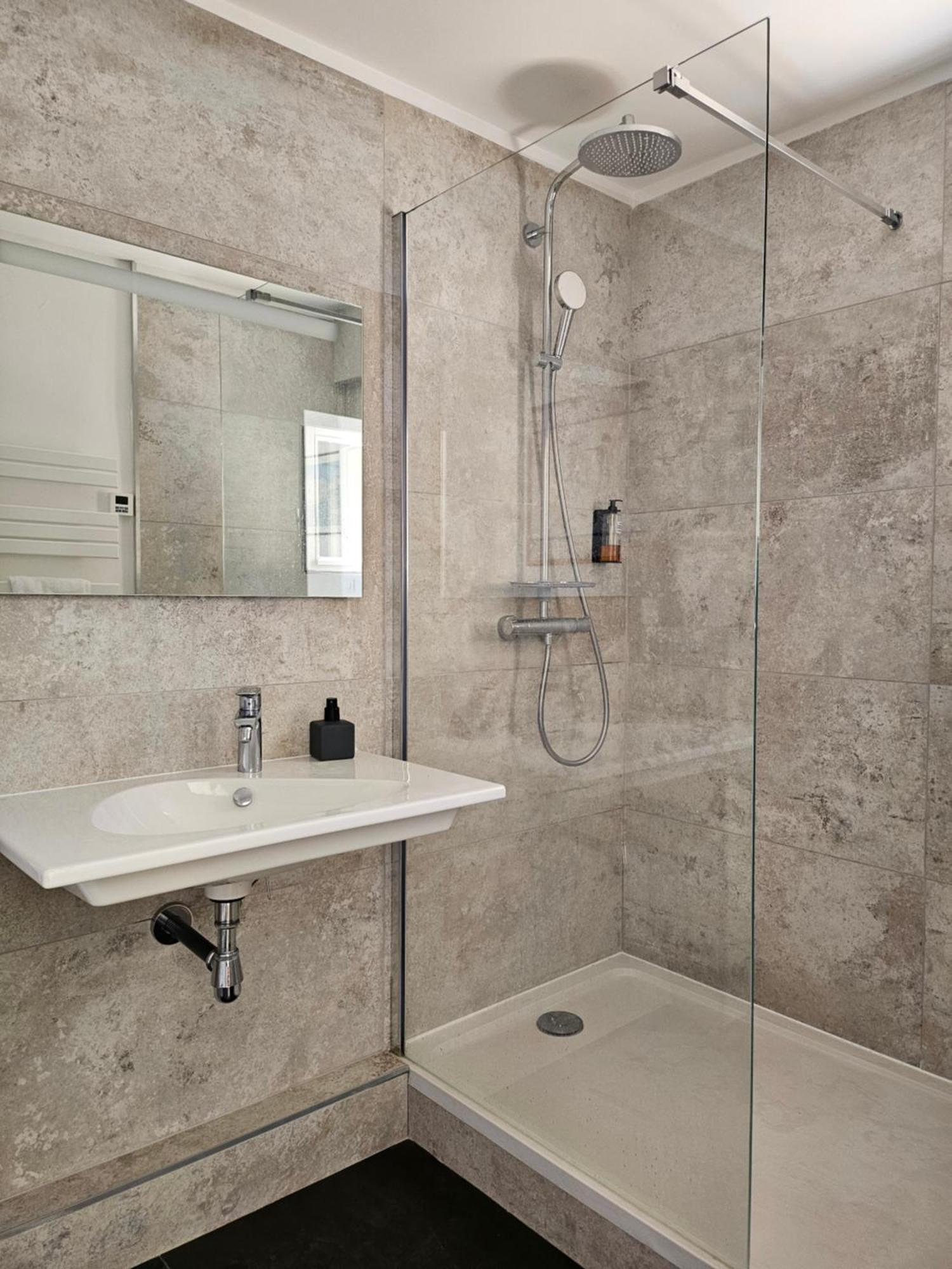 La Luberonne Bed & Breakfast Lourmarin Bagian luar foto