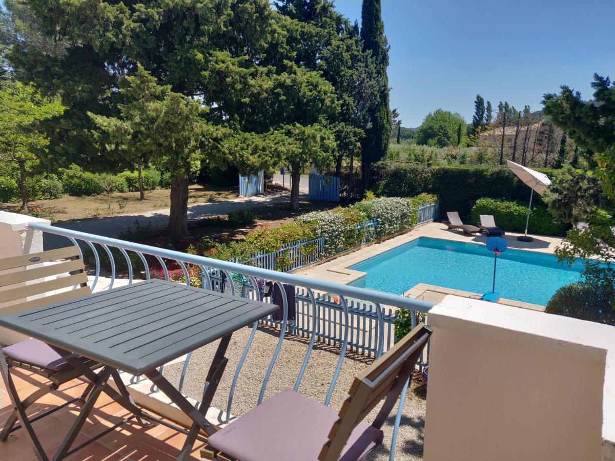 La Luberonne Bed & Breakfast Lourmarin Bagian luar foto