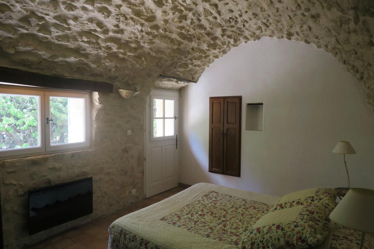 La Luberonne Bed & Breakfast Lourmarin Bagian luar foto
