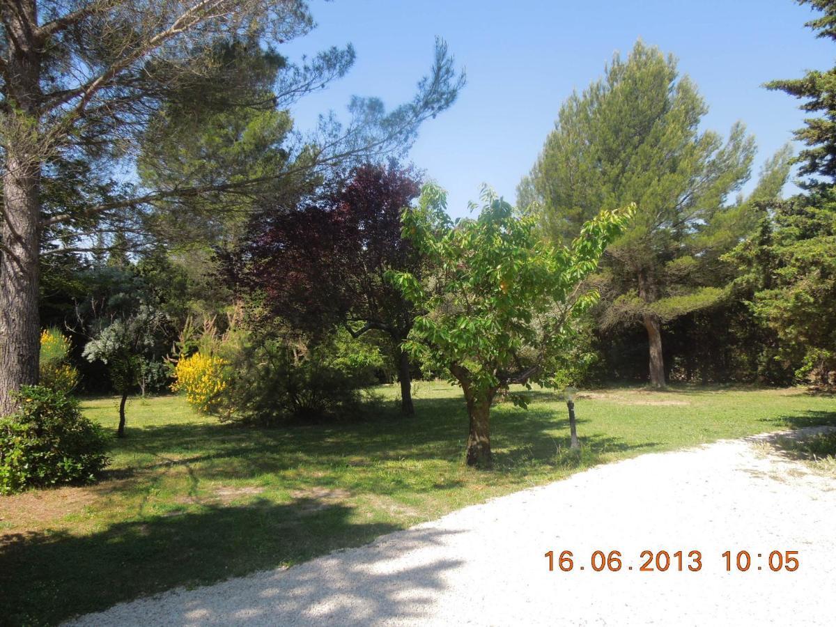La Luberonne Bed & Breakfast Lourmarin Bagian luar foto